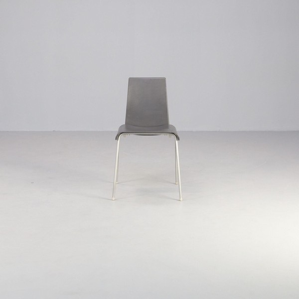 07300621zf Bandb Italia Uwe Fischer Tama Chair Dining Acrylic Metal Grey Set 8 Vintage Retro Design Barbmama 05 Master.jpg