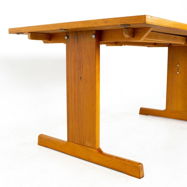 Gangso Mobler Teak Tile Top Dining Table W 2 Leaves 5 Master.jpg