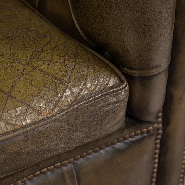 Pushkin Antiques Stylish 20thc Pair Of Chesterfield Leather Armchairs C 1970 21 Master.jpg