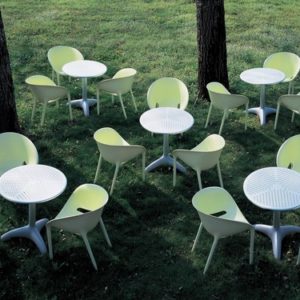 Soft Egg Armchair Philippe Starck Driade 66 Master.jpg