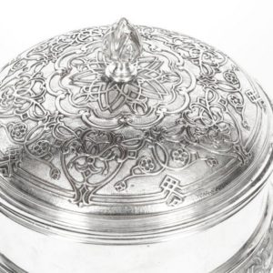 X0051 Antique Silver Plate Drum Biscuit Box Elkington And Co 19th Century 3 Master.jpg
