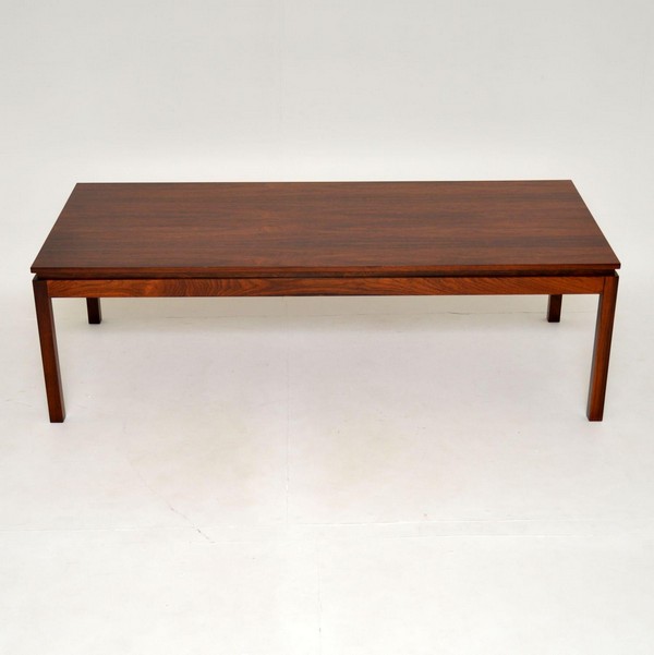 Danish Rosewood Retro Vintage Coffee Table 2 Master.jpg